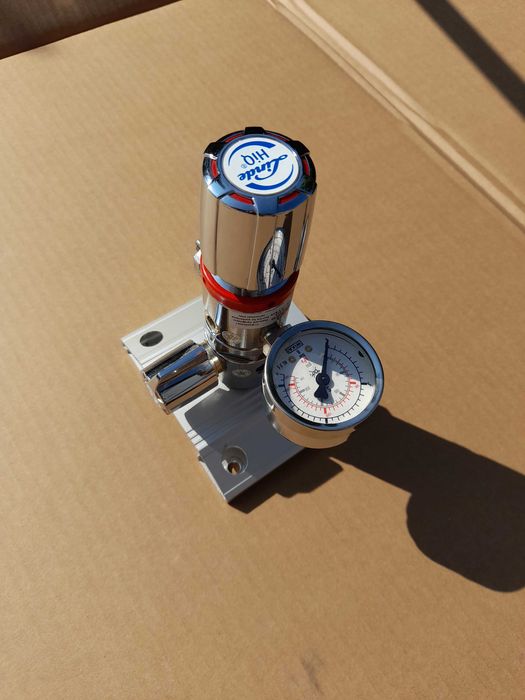 Regulator zawór gaz Linde HiQ W40B