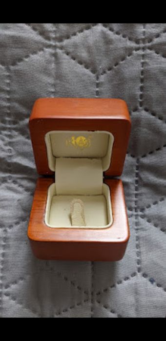 Подарункові коробочки для прикрас у асортименті