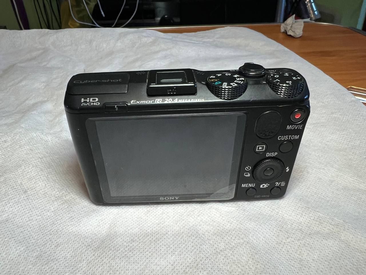 Продам фотоапарат Sony dsc-hx 50