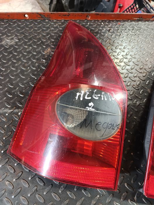 Farolim Esquerdo RENAULT Megane II Break KM0/1 8200142684