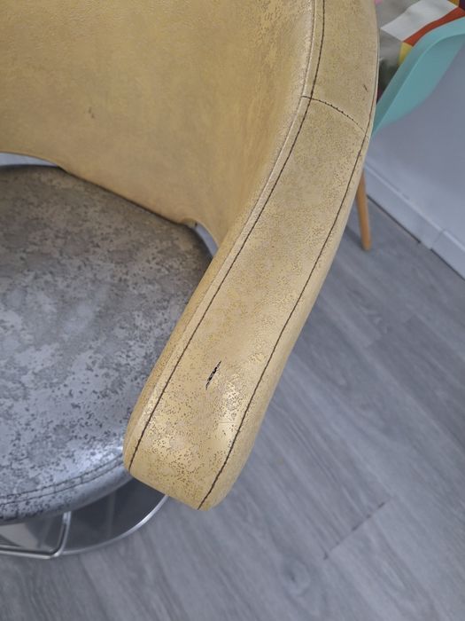 Vendo 3 cadeiras de Cabeleireiro