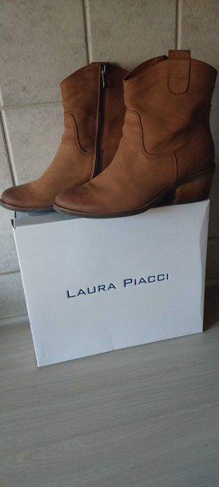 Buty damskie botki - Laura Piacci .