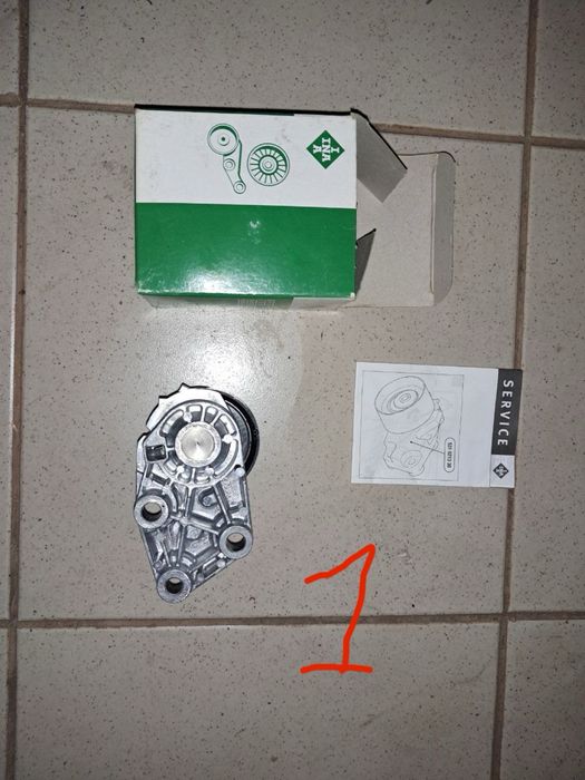 Продаю натяжні ролики ременя фірми ina дивіться опис.ціна за найдешевш