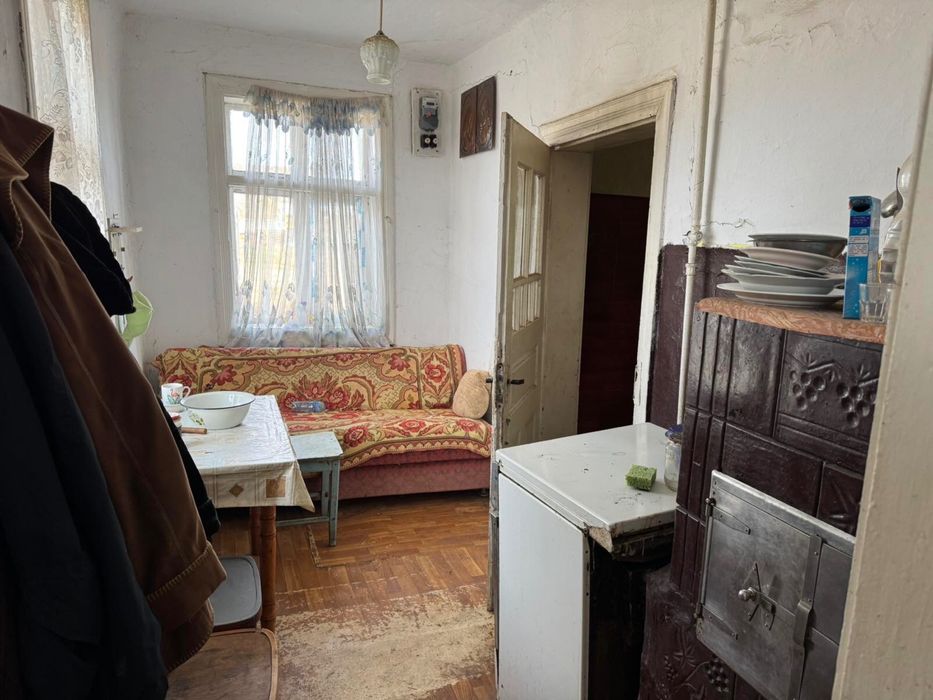 Будиночок біля Калуша