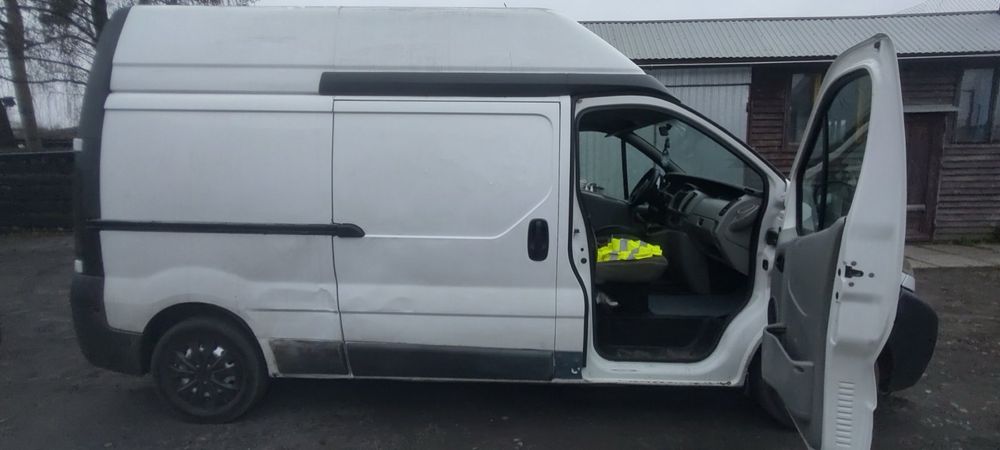 Vivaro trafik maxi кондиціонер