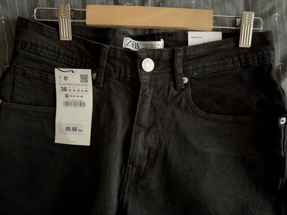 Чорні шорти Zara 38 розмір