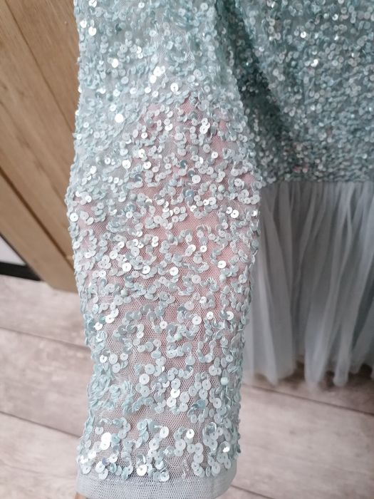 Sukienka asos cekiny błękitna niebieska tiulowa