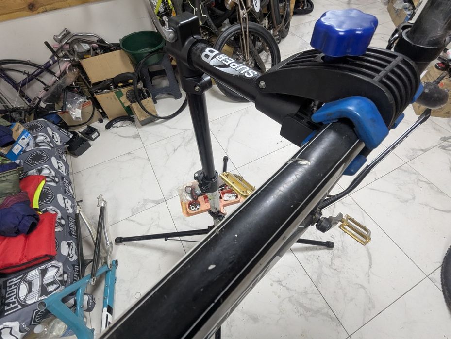 TREK4300/ Rock shox duke /DIRT AIR 26/27,5