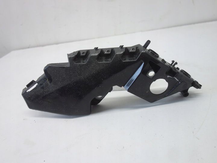 Tiguan 2 кріплення переднього бампера 5NN807049A 5NN807050A