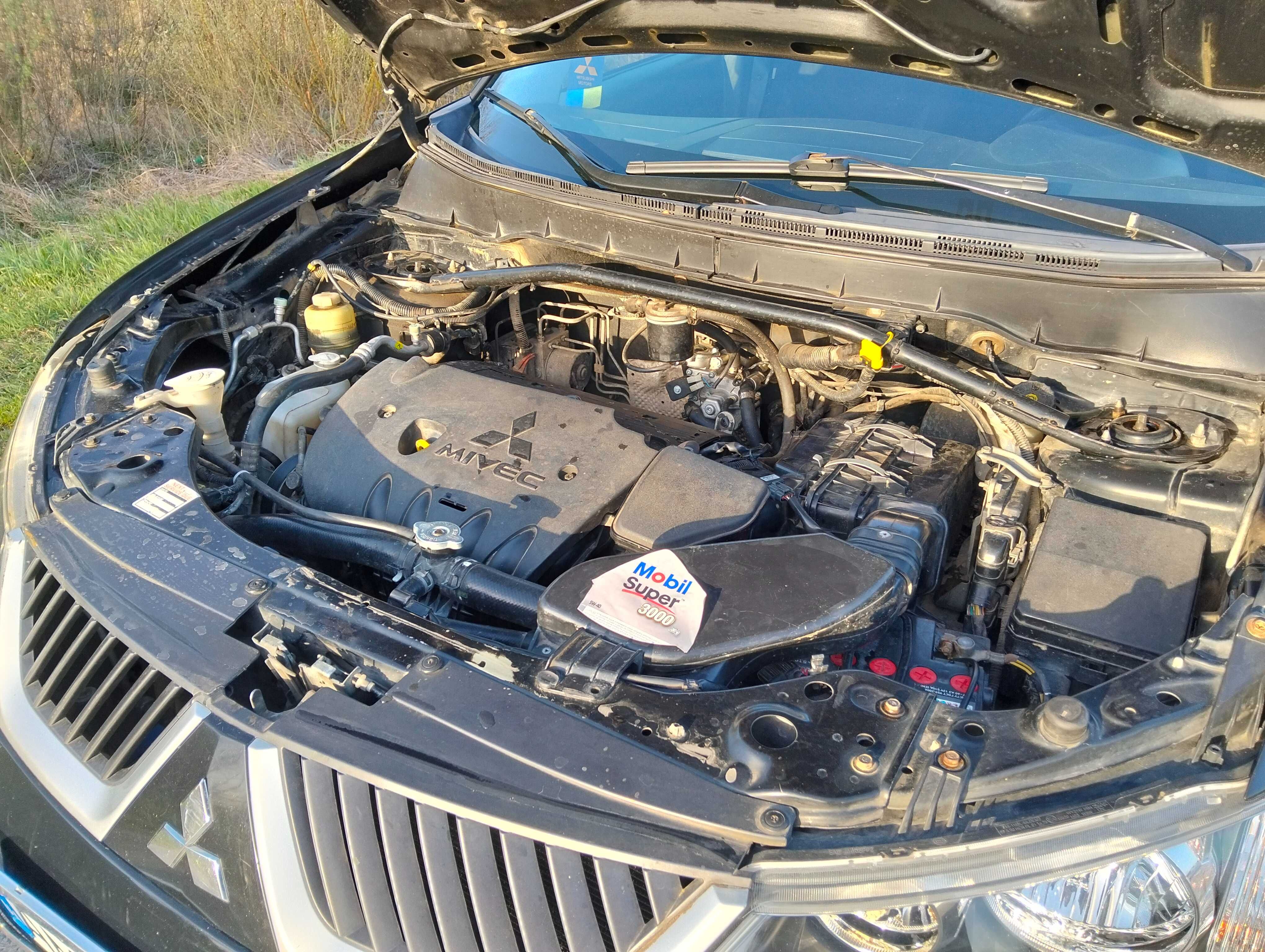 Mitsubishi outlander xl