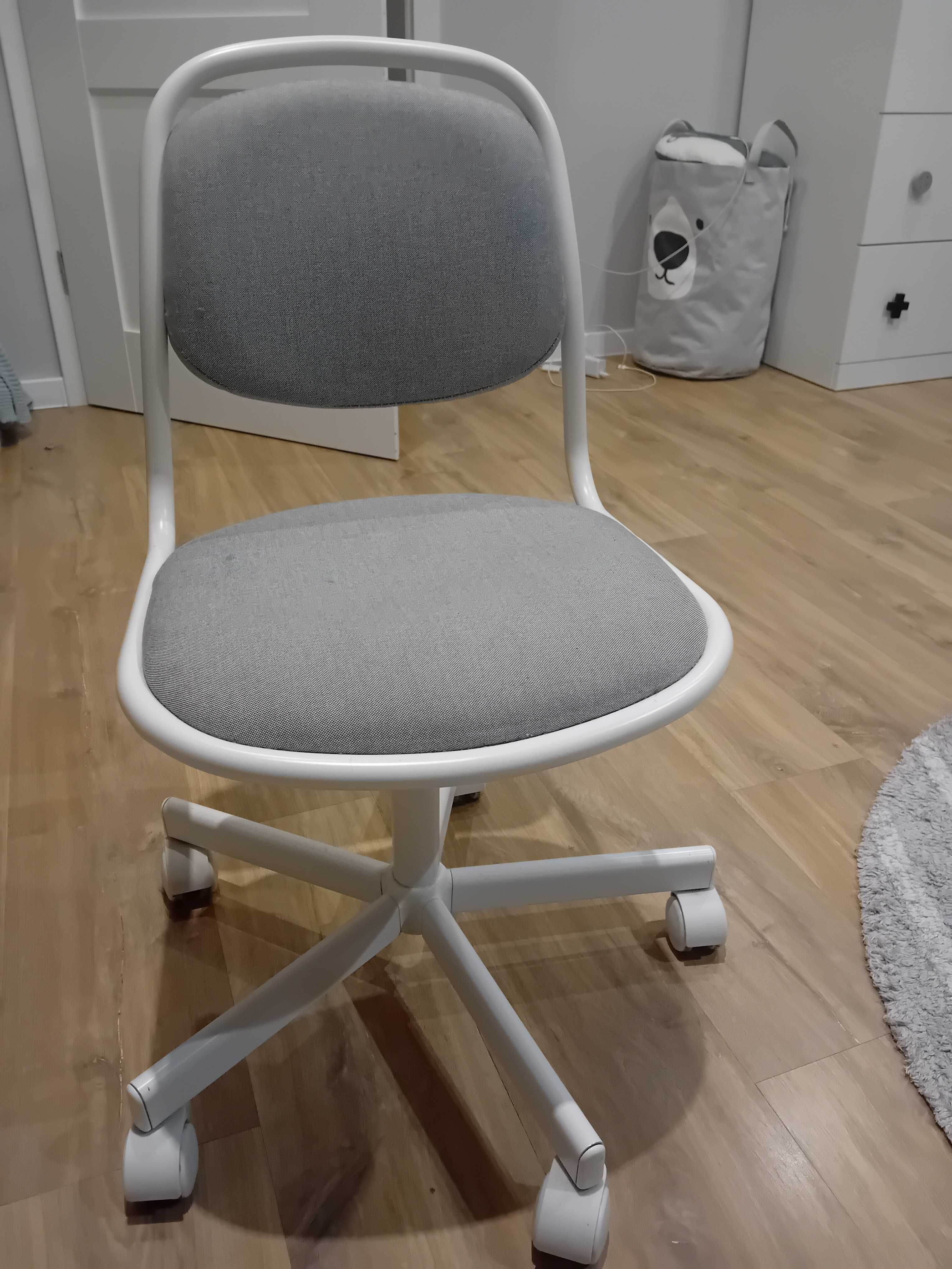Ikea dzieciece krzeslo biurowe