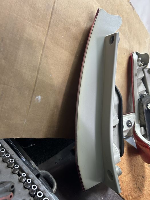 Задній ліхтар рено гранд сценік3