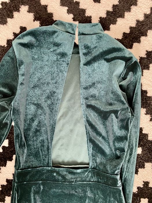 Платье праздничные.