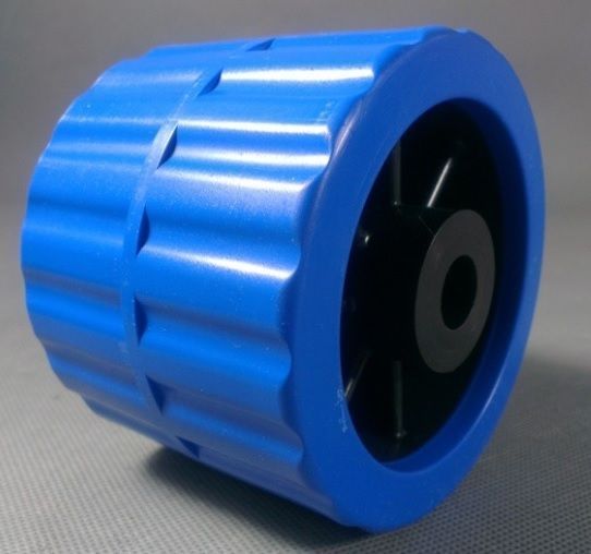 ROLKA BOCZNA PODŁODZIOWA DO PRZYCZEPY PODŁODZIOWEJ PLASTIK KUBIX