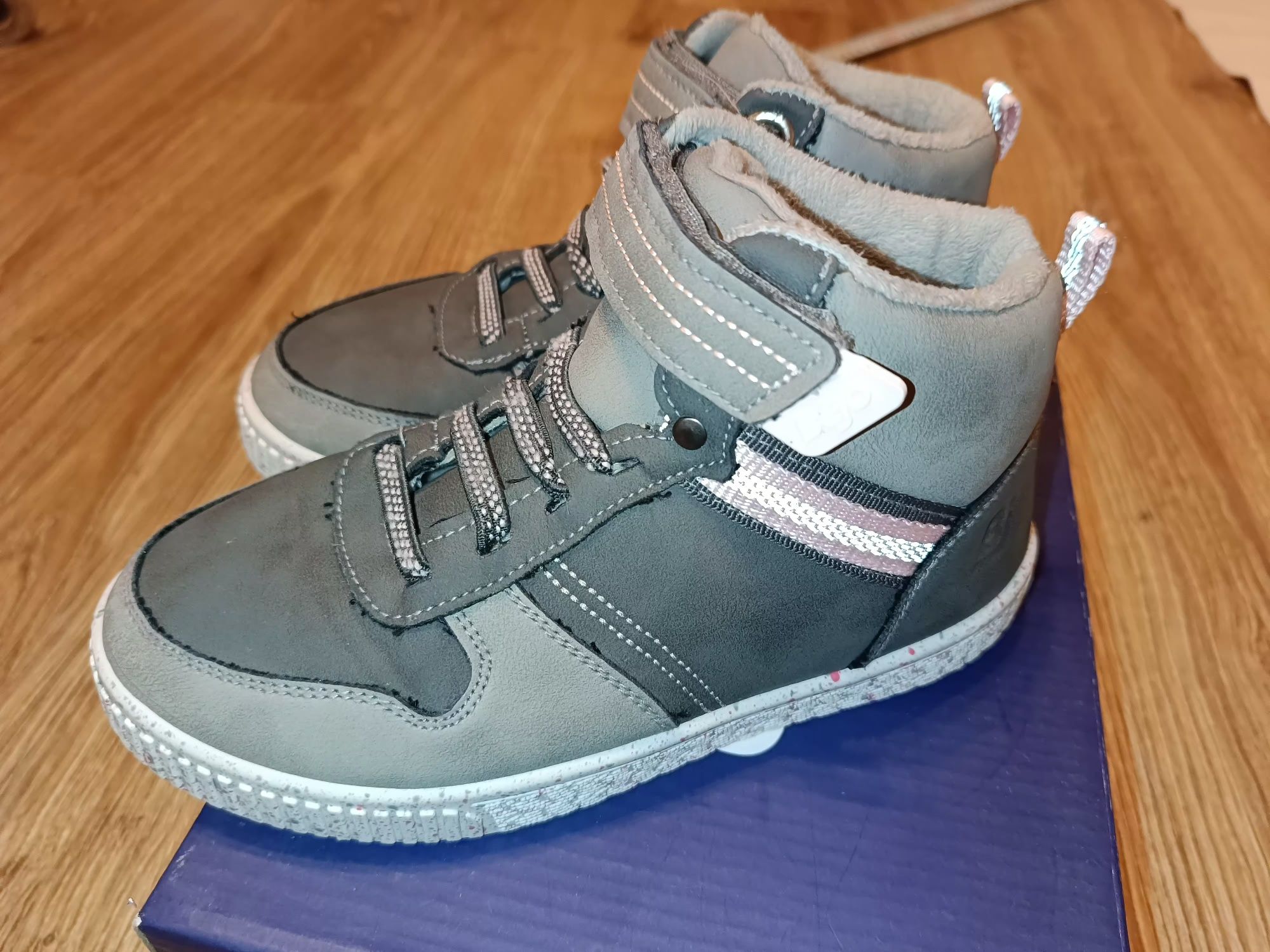 Półbuty Bejo adidasy 32 za kostkę