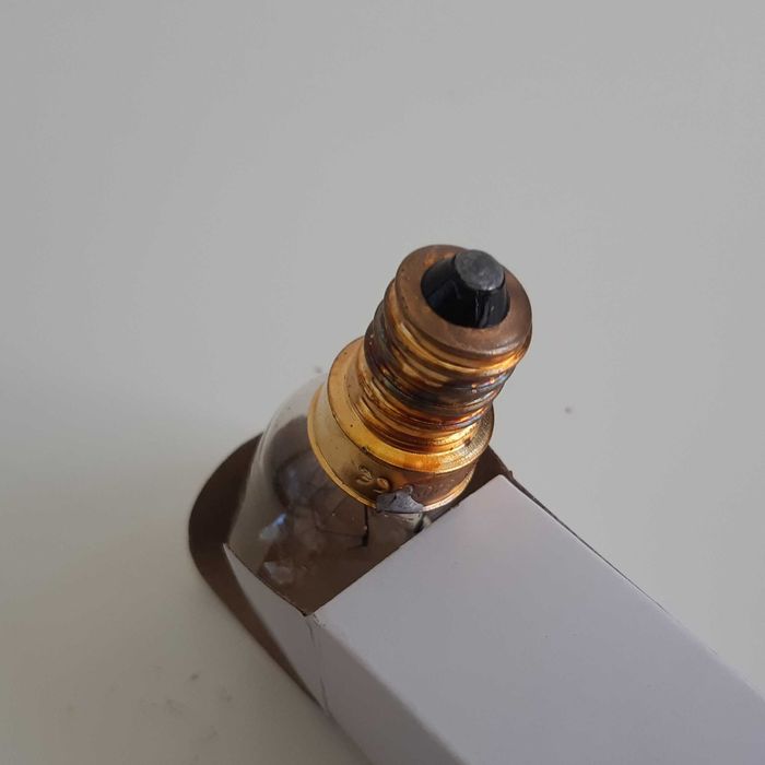 Lâmpada Nova Termo-resistente 25W E14 p/ Forno Eléctrico etc.