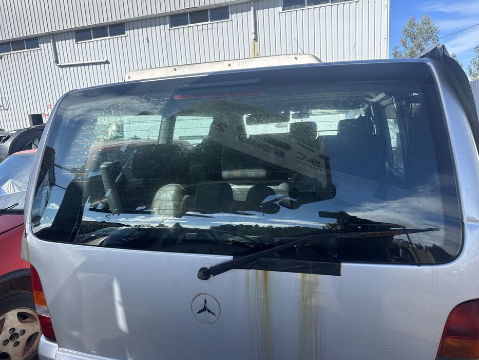 vidro da mala mercedes vito 112 cdi