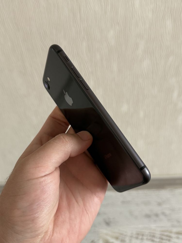 iPhone 8 256Gb Black