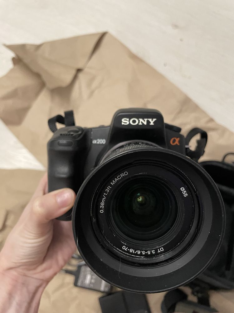 Фотоапарат Sony A200