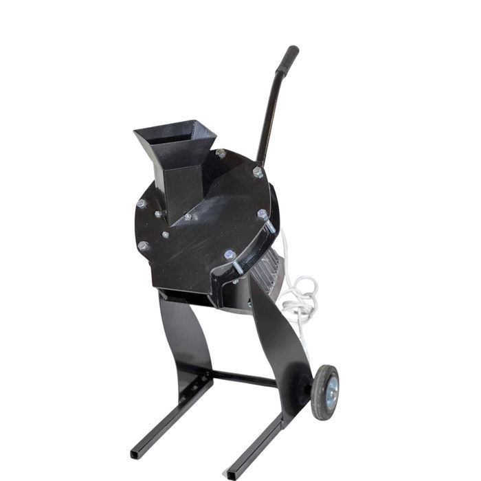 ЗНИЖКА! Подрібнювач гілок до 5 см, 3 кВт, 220 В — щепоріз садовий