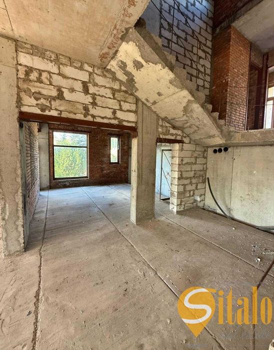 Продаж будинку на березі Дніпра!