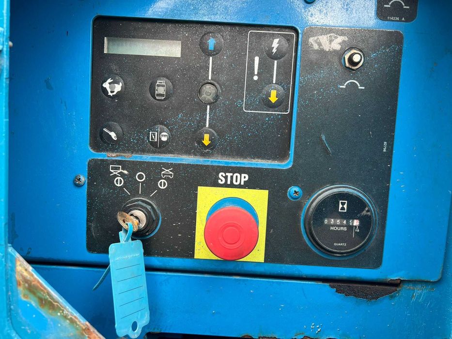 Tesoura Diesel Genie 18m