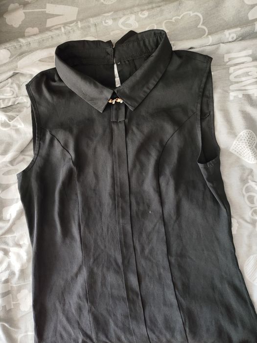 Блузка жіноча чорна
