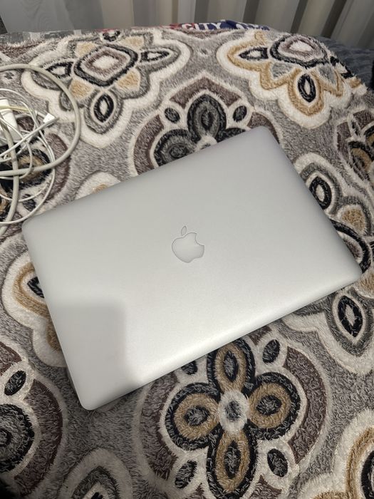 Macbook Pro 2013 15” 8/250gb ідеал
