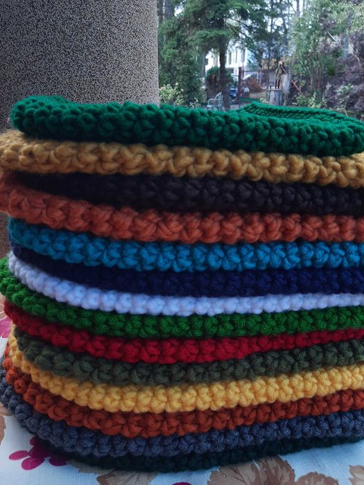 Czapki  z wełny i merynosów