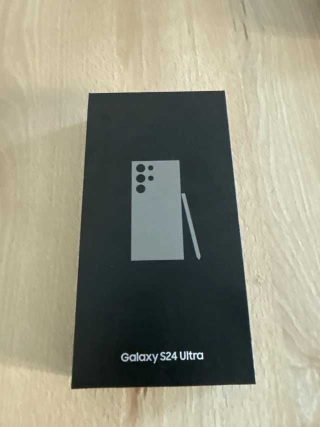 Samsung Galaxy S24 Ultra  12GB/256GB Titanium Grey novo