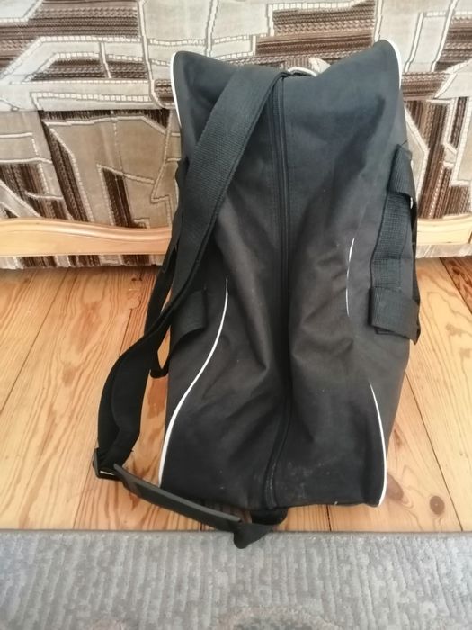 Łyżwy  plus torba plus ochraniacze