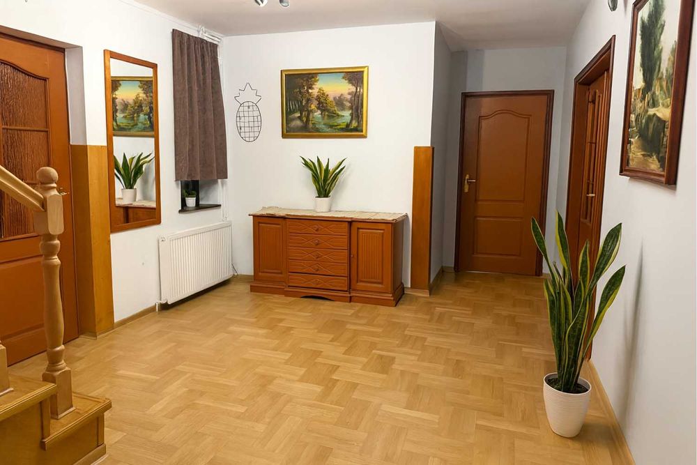 • Dom 225 m² • Nisko • 16 AR • Gotowe do zamieszkania
