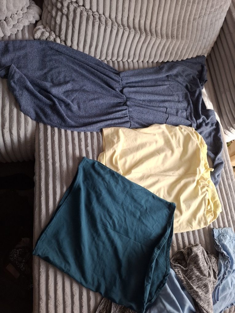 Zamienię mini zestaw ubrań ciążowych L/XL