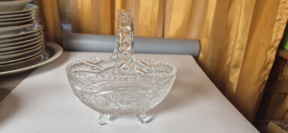 Piękny stary kryształowy koszyk jeszcze z metką
