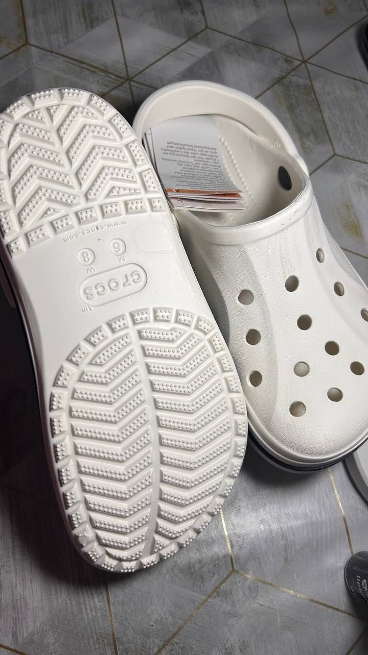 Уценка! Crocs Bayaband White 38р. белые кроксы