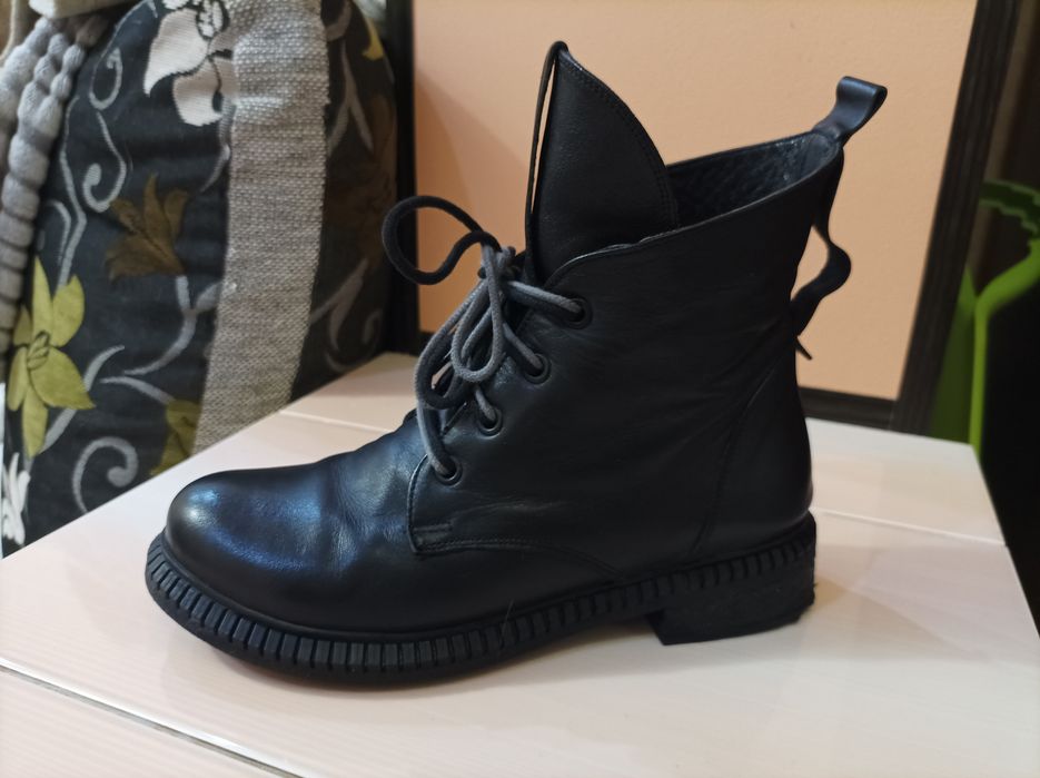 Черевики демісезонніі шкіряні 36 розмір