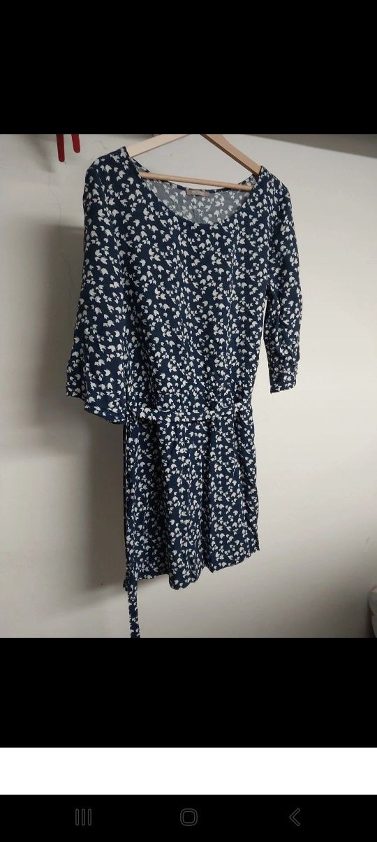 Sukienka Orsay w motylki 42