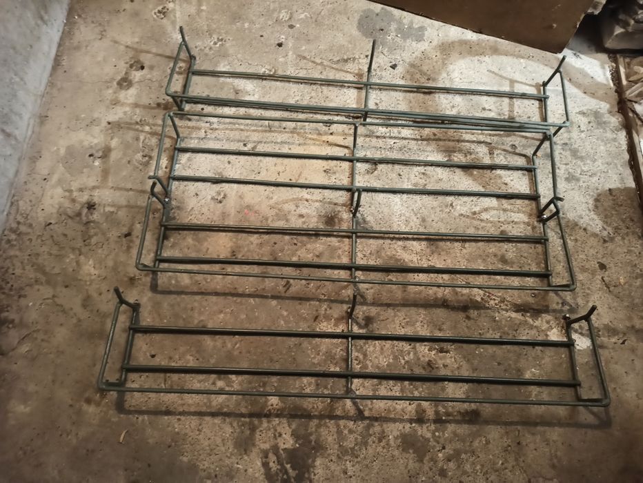 Stelaże metalowe kwietnik zawieszany  balkon donice