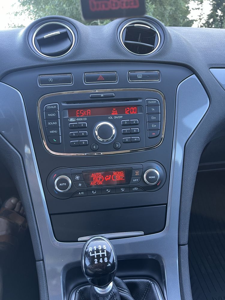 Ford Mondeo.2014 poliftowy Diesel super stan