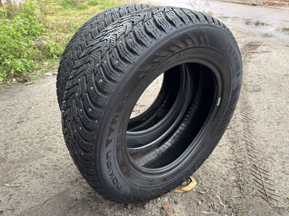 Продам  зимову гуму  Nokian nordman8 R15 195 65