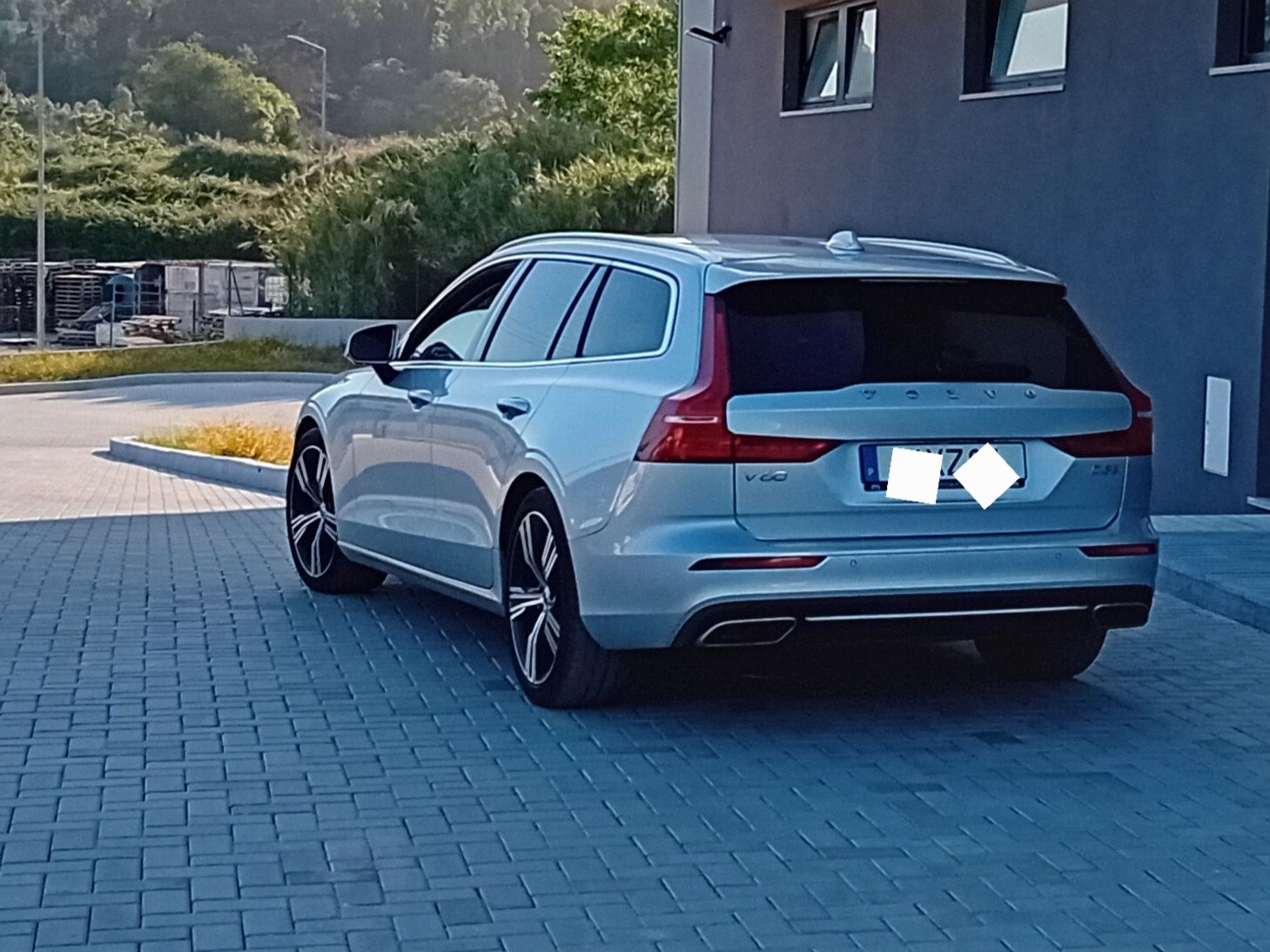 V60 Inscription impecável