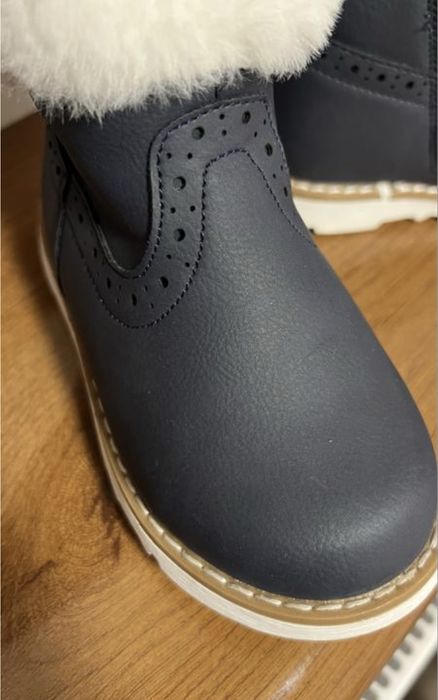 Нові зимові чобітки з нубука
