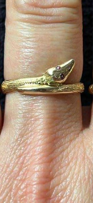 Pierscionek zmija zloto 585