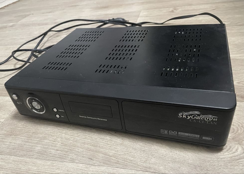 SkyGate NET супутниковий ресівер, тюнер, ресивер