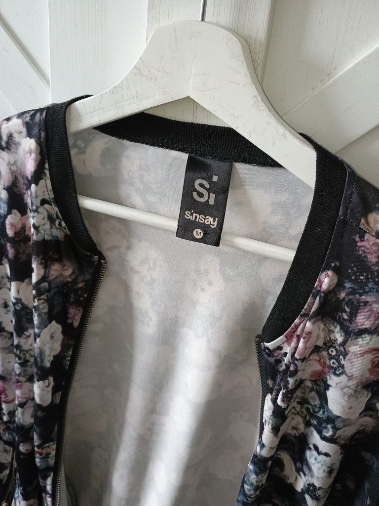 Sinsay kurtka bluza rozpinana w kwiaty