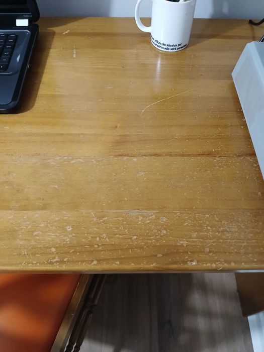 Secretaria e cadeira