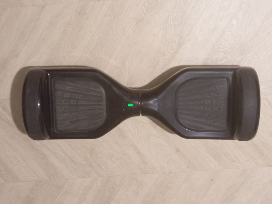 Sprzedam deskorolkę elektryczną z głośnikiem JBL GO