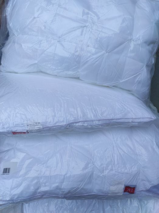 Подушка ТАС. розмір 50-70. З чохлом для зберігання. Супер комфорт.