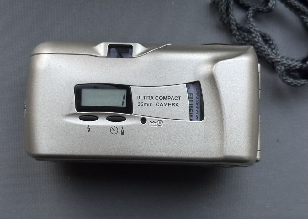 Пленочный фотоаппарат Olympus mju ii
