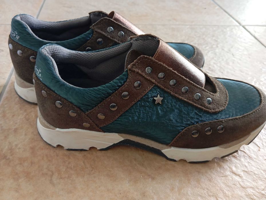 Tênis marca Cubanas tamanho 37